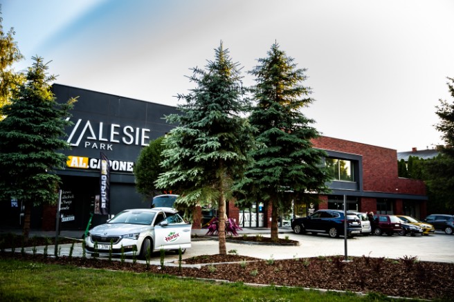 LOKAL do wynajęcia Zalesie Park 65,48 m2 